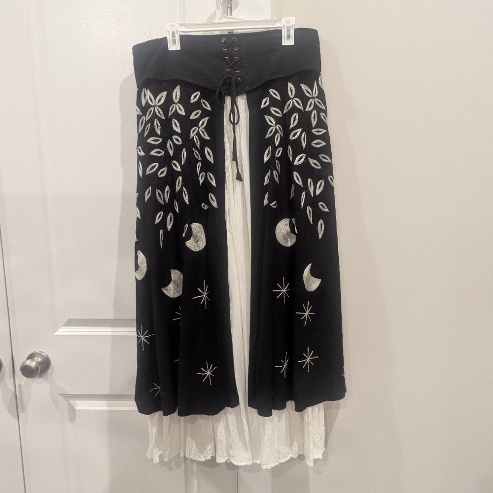 HolyClothing Celestia Skirt Set in Black
